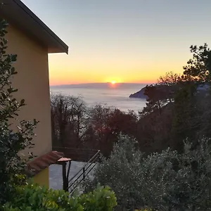 I Tre Grappoli , Corniglia Italy