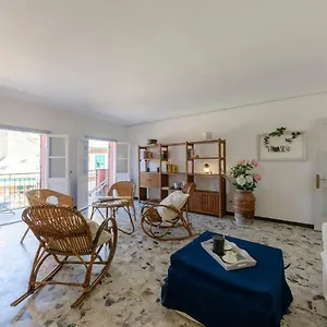 Joivy Spacious 2 Bedroom Apt With Terrace At The Heart Of The , Vernazza Italy
